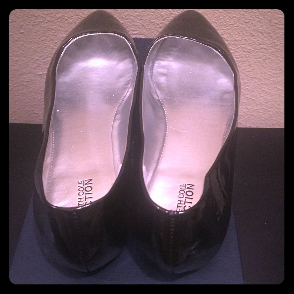 Kenneth Cole Flats